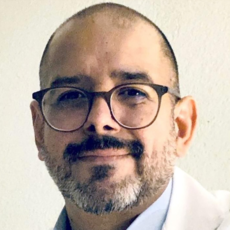 Dr. Alejandro Zavala Calderón