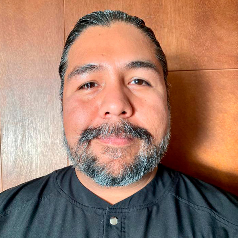 Dr. Everest Barrientos López